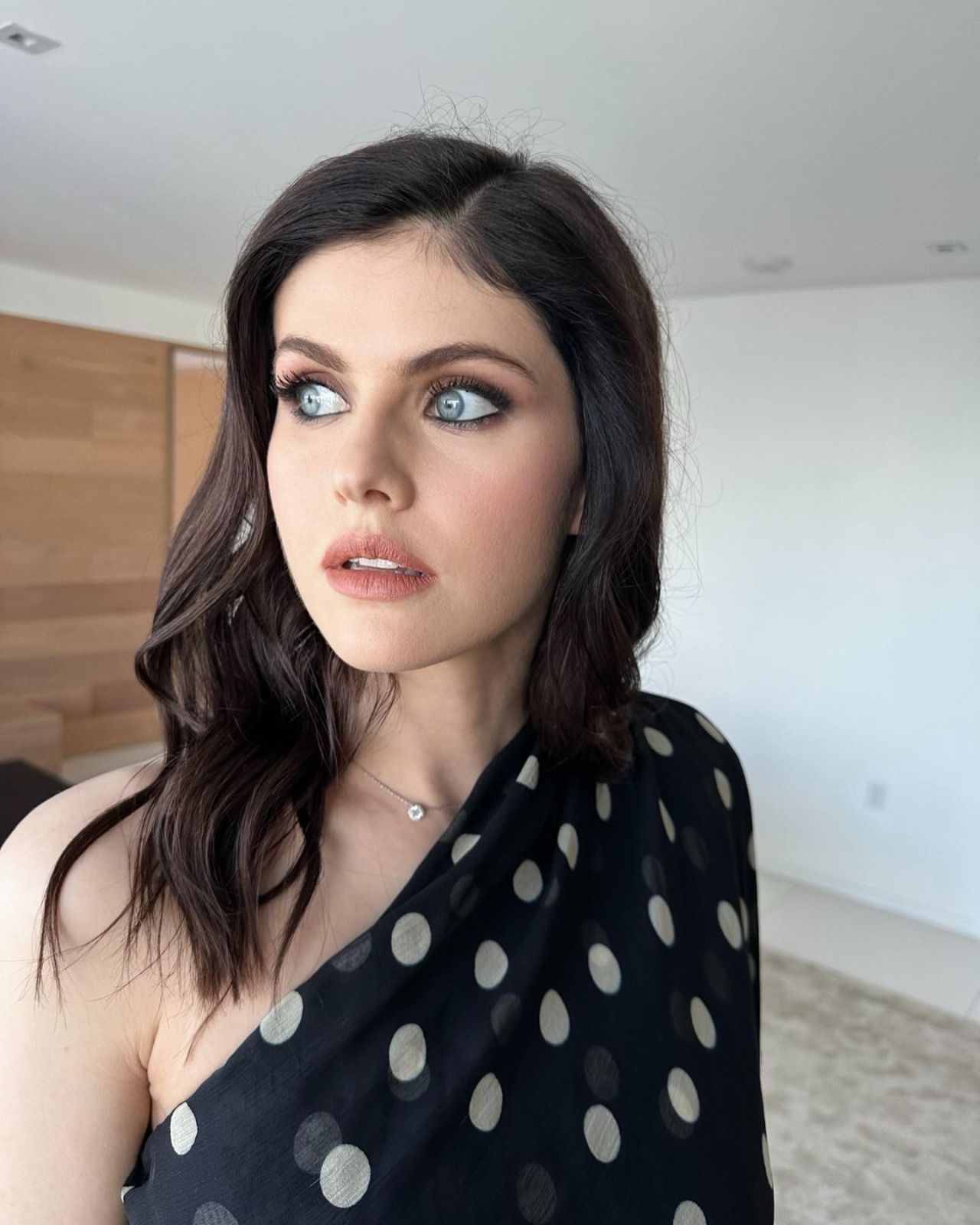 ALEXANDRA DADDARIO PHOTOSHOOT 2024 MAY